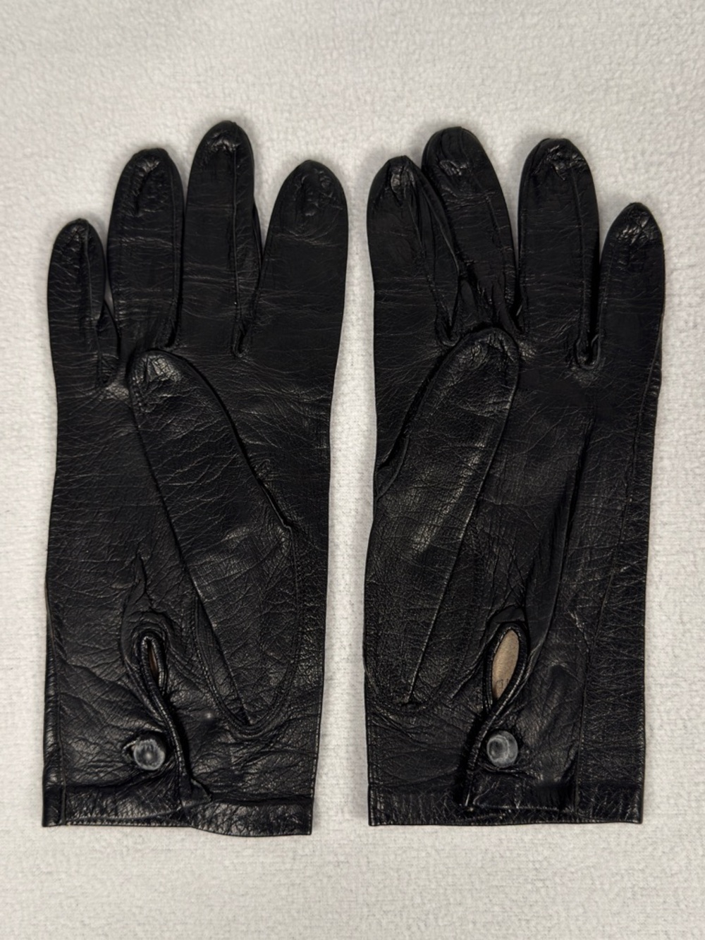 Vintage Designer Aris of Paris Black Leather Women's Gloves